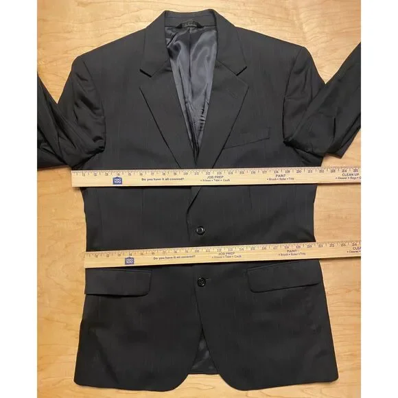 Jos. A. Bank 2 Button Gray Pinstripe Sport Coat Blazer Jacket 42R - Picture 3 of 11